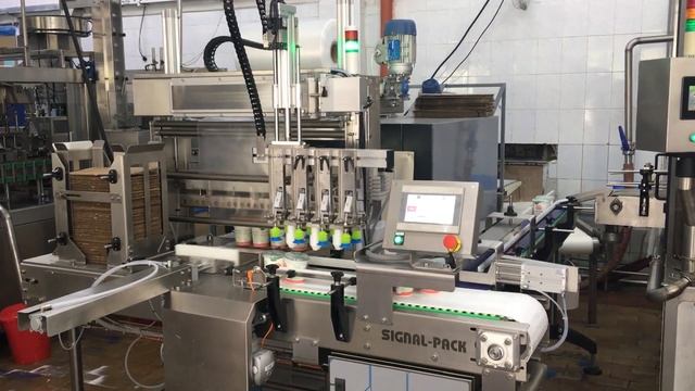 Групповая упаковка Стаканов в термоусадочную пленку смотреть онлайн