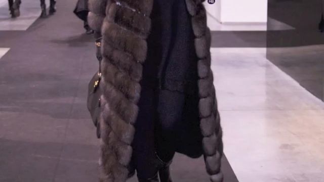 ШУБЫ из БАРГУЗИНСКОГО СОБОЛЯ:(+39)3341694865 смотреть онлайн