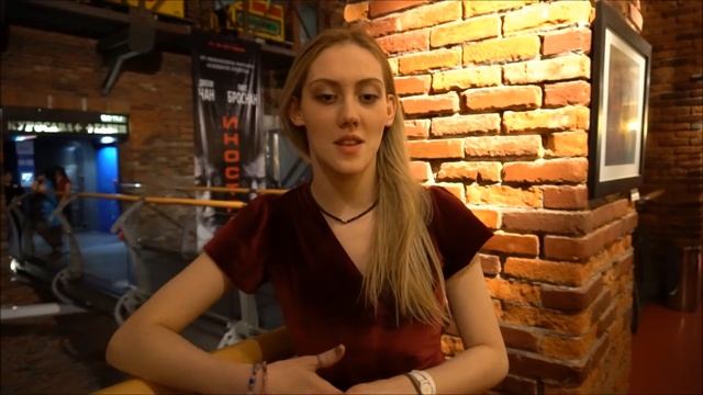 Девушка с косой. Интервью смотреть онлайн