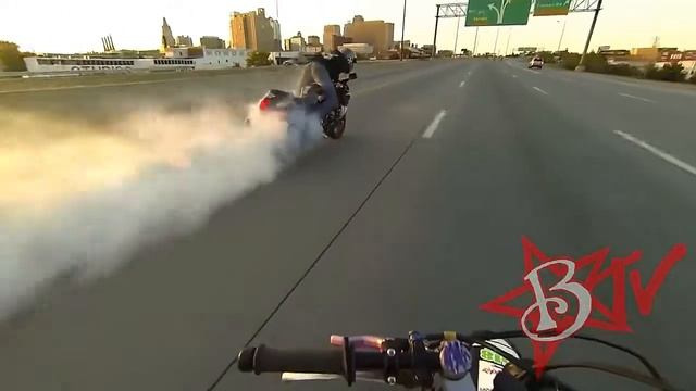 HAYABUSA GSXR 1300 Stunts Wheelies Drifts