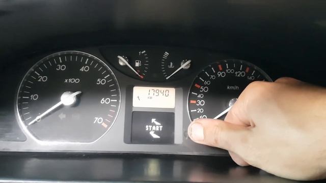 Oil service light reset indicator Renault Laguna 2 (Как да занулим сервиза на Рено Лагуна 2) смотреть онлайн