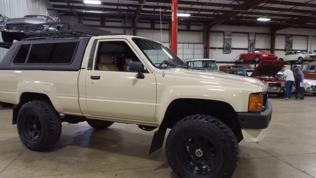 1988 Toyota Pickup For Sale - Test Drive Video (157K Miles) смотреть онлайн