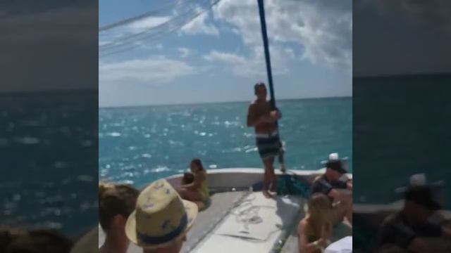 Пляжи Карибского моря смотреть онлайн