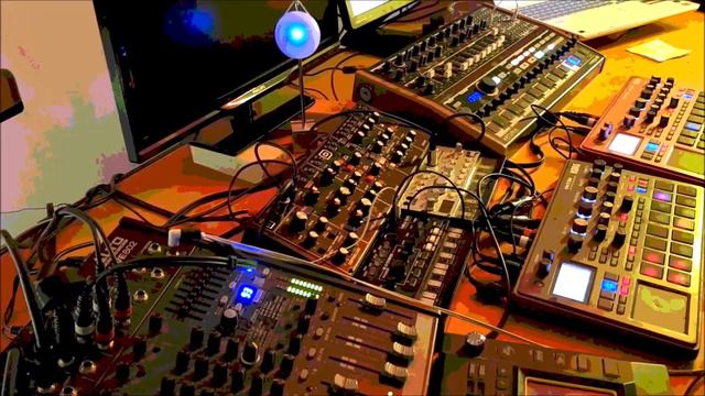 Jam @ Korg Electribe EMX 2, ESX 2, Minibrute 2S, Behringer Model D, Alto Live, 2020 смотреть онлайн