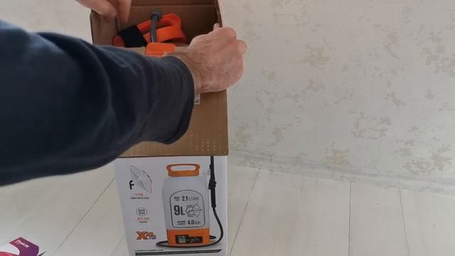 Распаковка — Опрыскиватель аккумуляторный Daewoo Power DSA 9Li