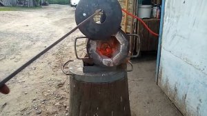 Расплавил бутылку. Как плавится стекло