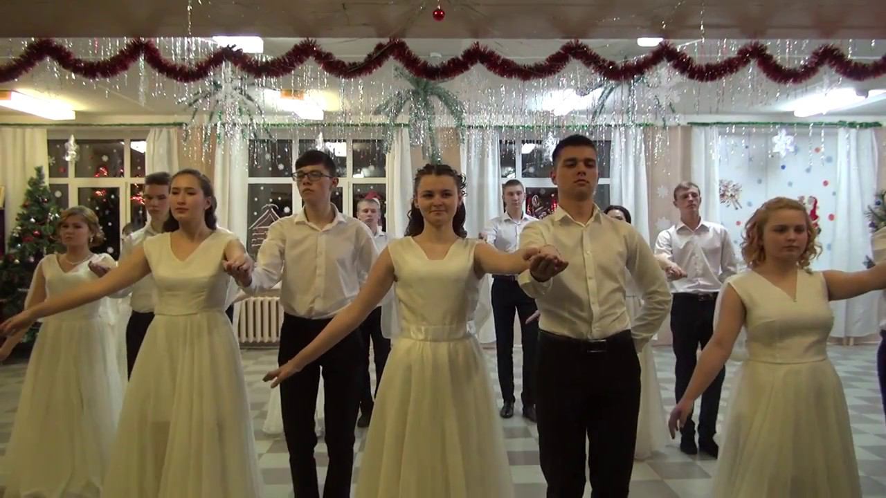 Торжественный выход смотреть онлайн