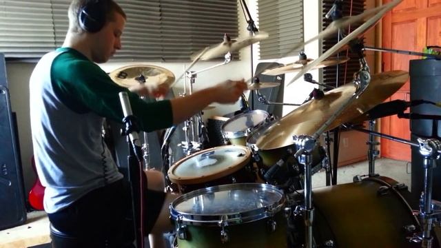 Absurdist - Dead Heroes [Multi-Instrument playthrough] смотреть онлайн