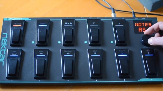 Nektar PACER MIDI DAW Footswitch Controller смотреть онлайн