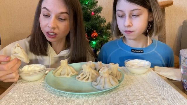 МУКБАНГ?ХИНКАЛИ/?Как Света попала в больницу с COVID-19?/MUKBANG KHINKALI смотреть онлайн
