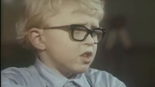 Детские годы Элтона Джона(Elton John's Childhood)