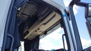 Поменял Сканию Super на Сканию V8! Как разложить вещи в кабине!?