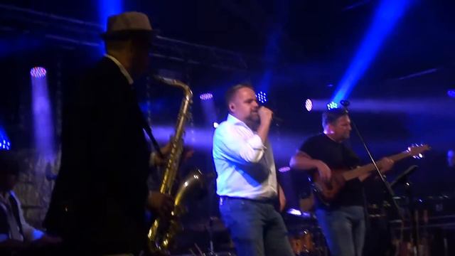 Play that funky music - Guarantee смотреть онлайн