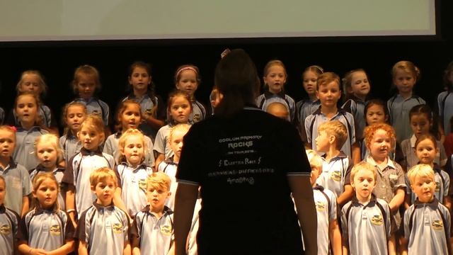 Groovy Girls 2018 смотреть онлайн