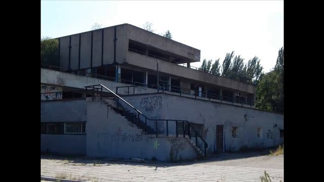 Заброшенные здания Ресторан смотреть онлайн