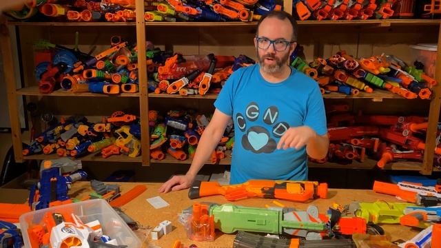 Adopt Me! Bees! Nerf Blaster Review, Gameplay, and Insides смотреть онлайн