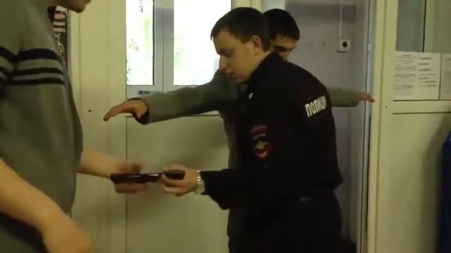 Как сдают ЕГЭ школьники! смотреть онлайн