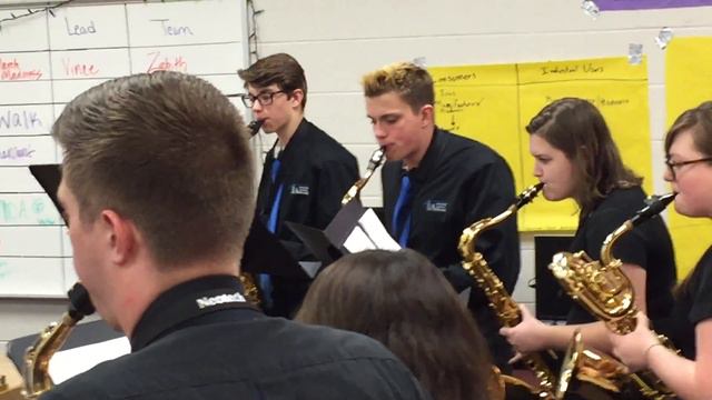 "Titus Overture" -- IAM State Sax Choir 2017 смотреть онлайн
