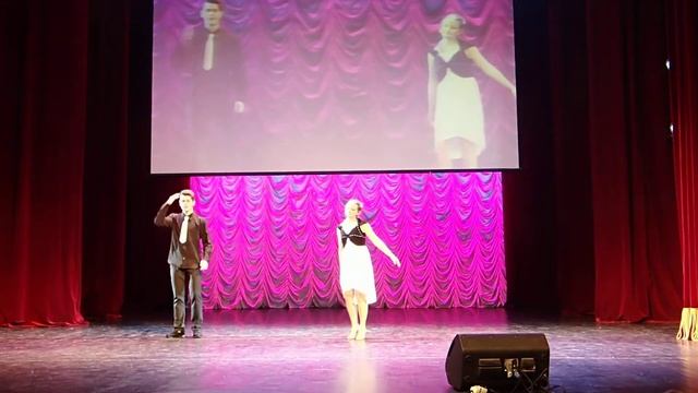 Жестовая песня:«Black & White», исполняют Виктория Руппель и Никита Брусков. Рязань смотреть онлайн