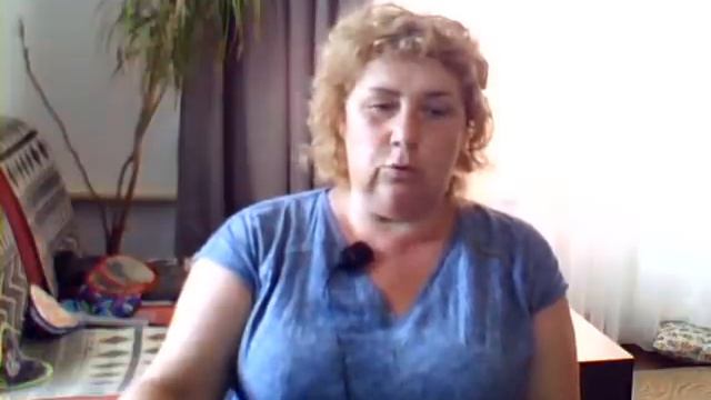 стрим РАЗБИРАЕМ КОММЕНТАРИИ И БЛОГЕРОВ смотреть онлайн
