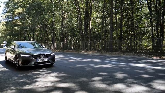 Prezentare Volvo S90 | Roata in miscare смотреть онлайн
