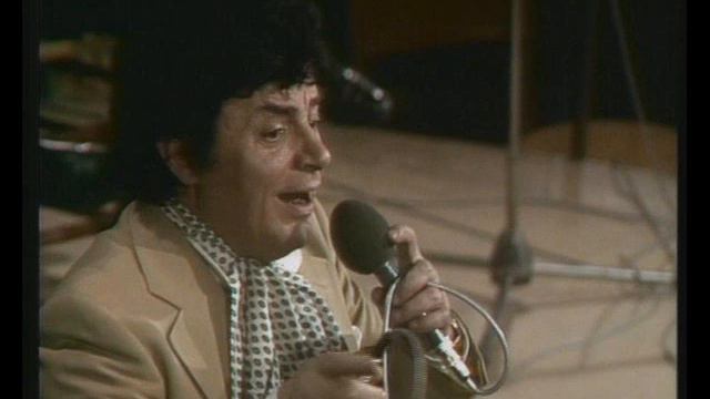 ANTONIO MOLINA. TENGO MIEDO смотреть онлайн