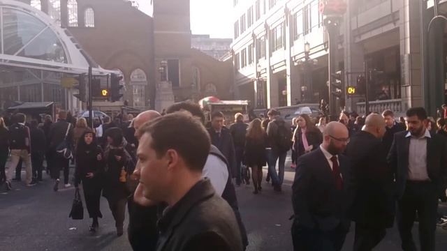 How Busy is London? (Liverpool Street Station) смотреть онлайн