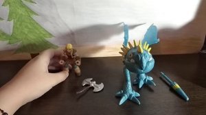 Распаковка игрового набора громгильда  и Астрид по как приручить дракона 2