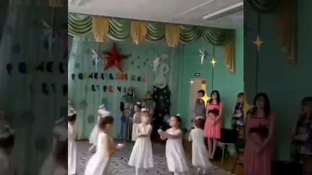 Рождественские встречи. Танец со свечами смотреть онлайн