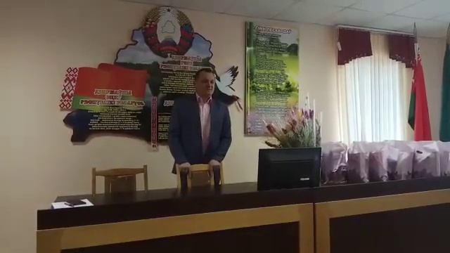 Репортаж: Ельский лесхоз поздравляет с 8 марта женщин-ветеранов лесного хозяйства смотреть онлайн