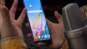 Распаковка LG Wing - самый странный смартфон!