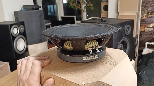 Динамик без внешнего подвеса и дополнение по громкому автозвуку смотреть онлайн