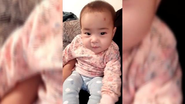 Адилина 11 месяца смотреть онлайн