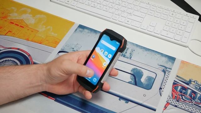 Самый маленький защищенный смартфон Blackview N6000 смотреть онлайн