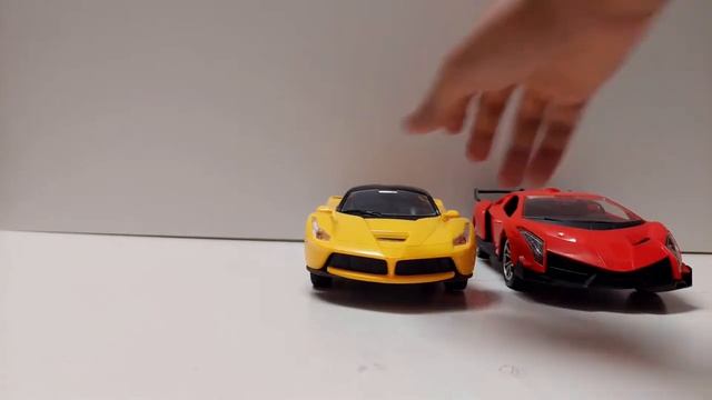 Red Lamborghini VS Yellow Ferrari RC Car 1/16 Scale | Toy Unbox Toys смотреть онлайн
