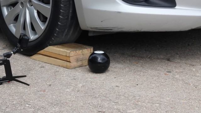 EXPERIMENT: CAR vs MAGIC 8 BALL смотреть онлайн