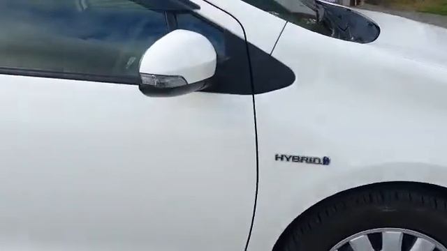 Toyota Aqua 2016 Hybrid смотреть онлайн