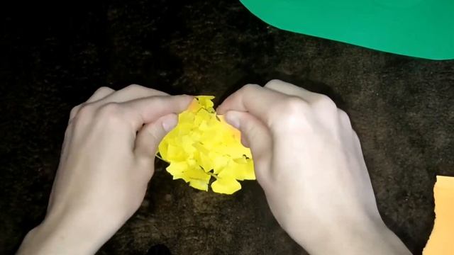 Середня група. Аплікація "Чорнобривці на клумбі" смотреть онлайн