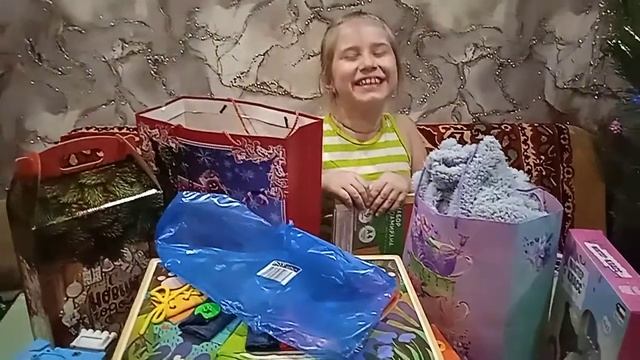 Новогодняя распаковка ч. 1 смотреть онлайн