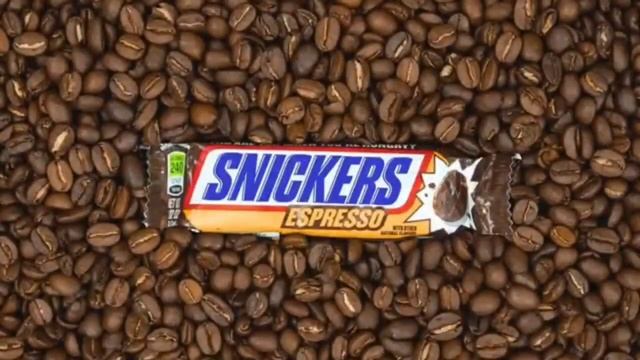 SNICKERS: история самого популярного шоколадного батончика в мире! смотреть онлайн