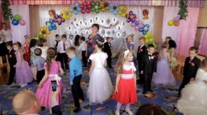 Прощальный танец на выпускном "Кружится пусть вальс"