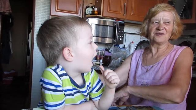 С Днем Рождения бабушка (Happy Birthday babushka) смотреть онлайн