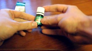 Чистка накладки грифа гитары лимонным маслом