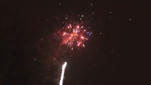 новогодний салют 20170101 смотреть онлайн
