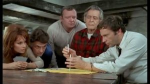 Бег Зайца через поля ( сцена с сигаретами полная)