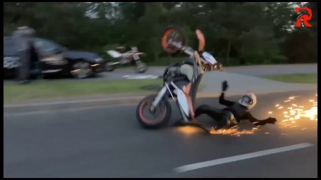 +18 MOTORCYCLE CRASH COMPILATION 2021 [Ep.#42] смотреть онлайн