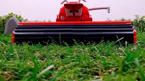 Francesco Bernoulli Goes Tractor Tipping! Disney Cars Toys Stop Motion Animation - Ladybird TV