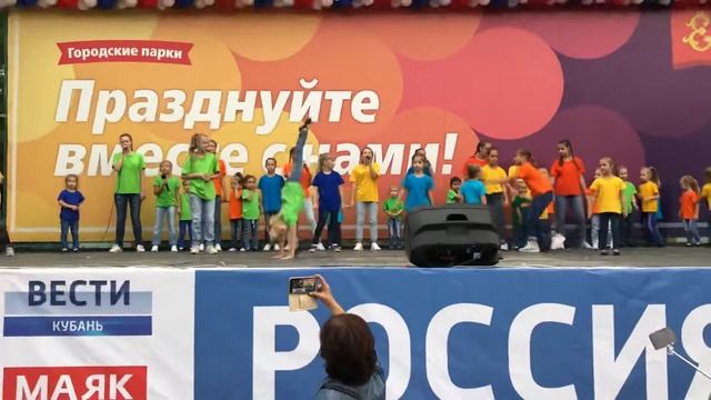 Мы танцуем Хип Хоп смотреть онлайн