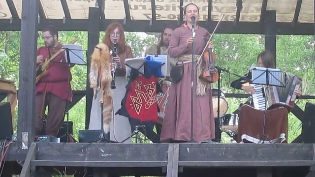 Деревня Бю - Финская Полька 4.06.2016 Фестиваль Хранители Легенд смотреть онлайн