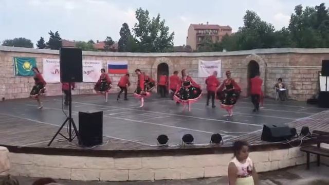 Калинка в исполнение ансамбля Казына. смотреть онлайн